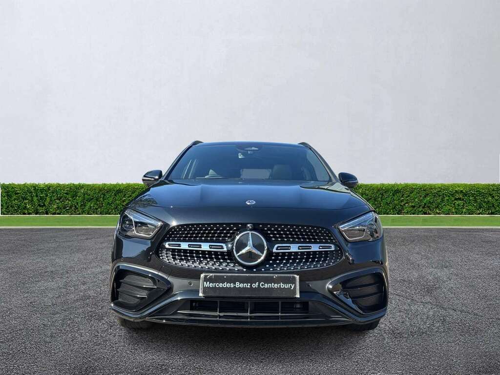 Mercedes-Benz GLA Class Gla 220D 4Matic Amg Line Premium Plus Black #5