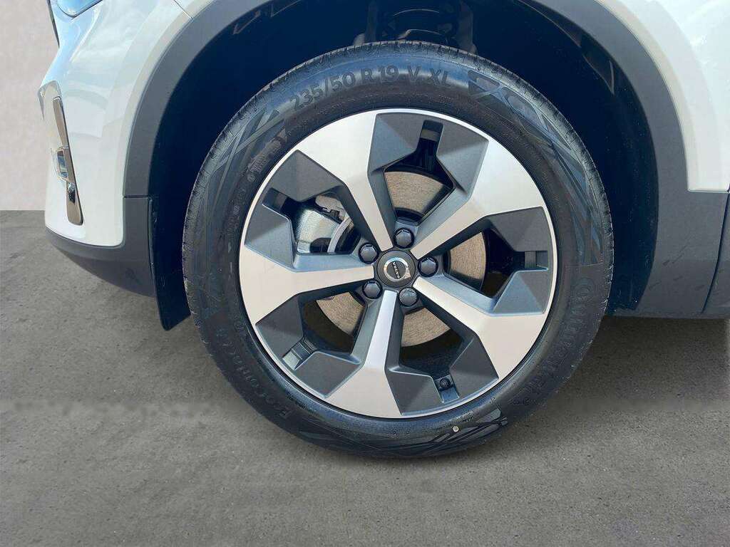Volvo XC40 2.0 B3p Plus Dark GF74WNW White #6
