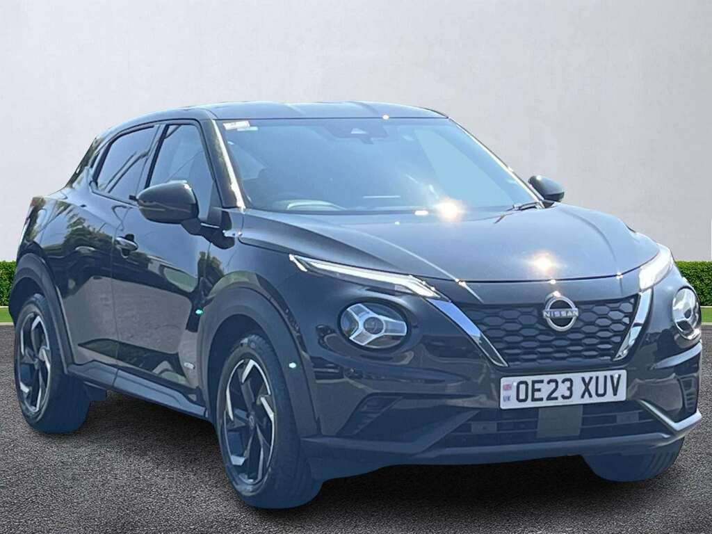 Nissan Juke 1.6 Hybrid N-connecta Black