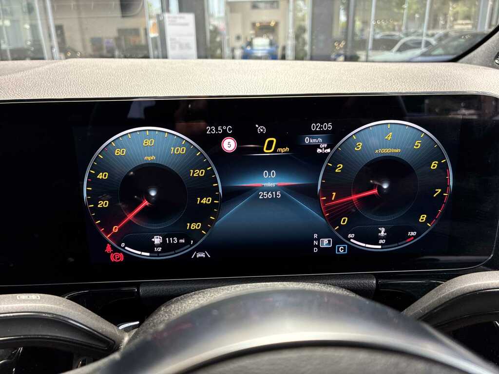 Mercedes-Benz GLA Class Suv Black #10