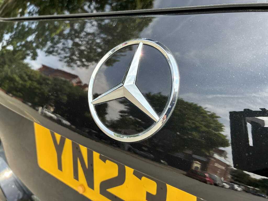 Mercedes-Benz GLA Class Suv Black #34