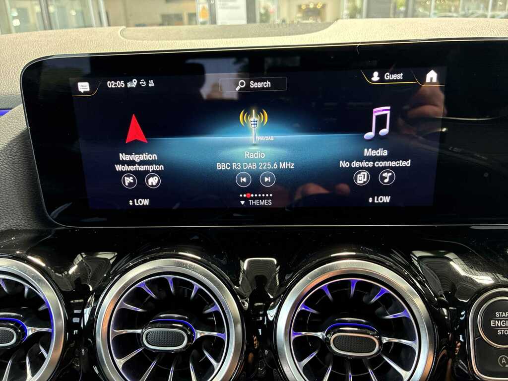 Mercedes-Benz GLA Class Suv Black #11