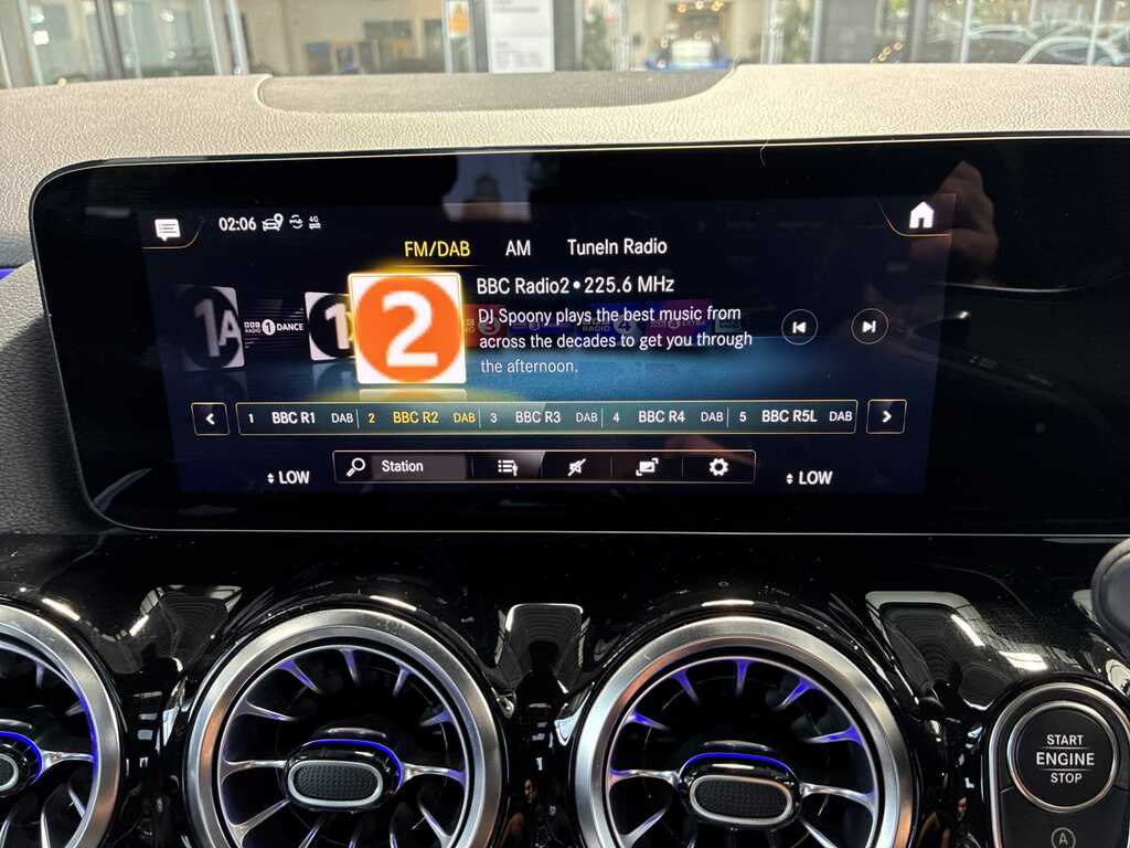 Mercedes-Benz GLA Class Suv Black #26