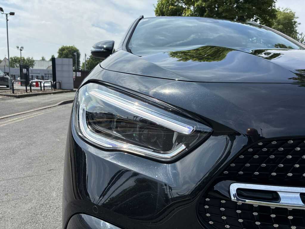 Mercedes-Benz GLA Class Suv Black #33