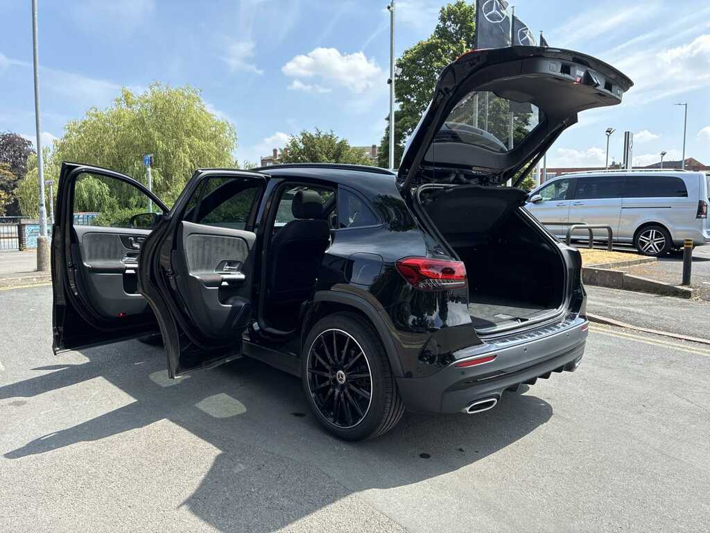 Mercedes-Benz GLA Class Suv Black #38