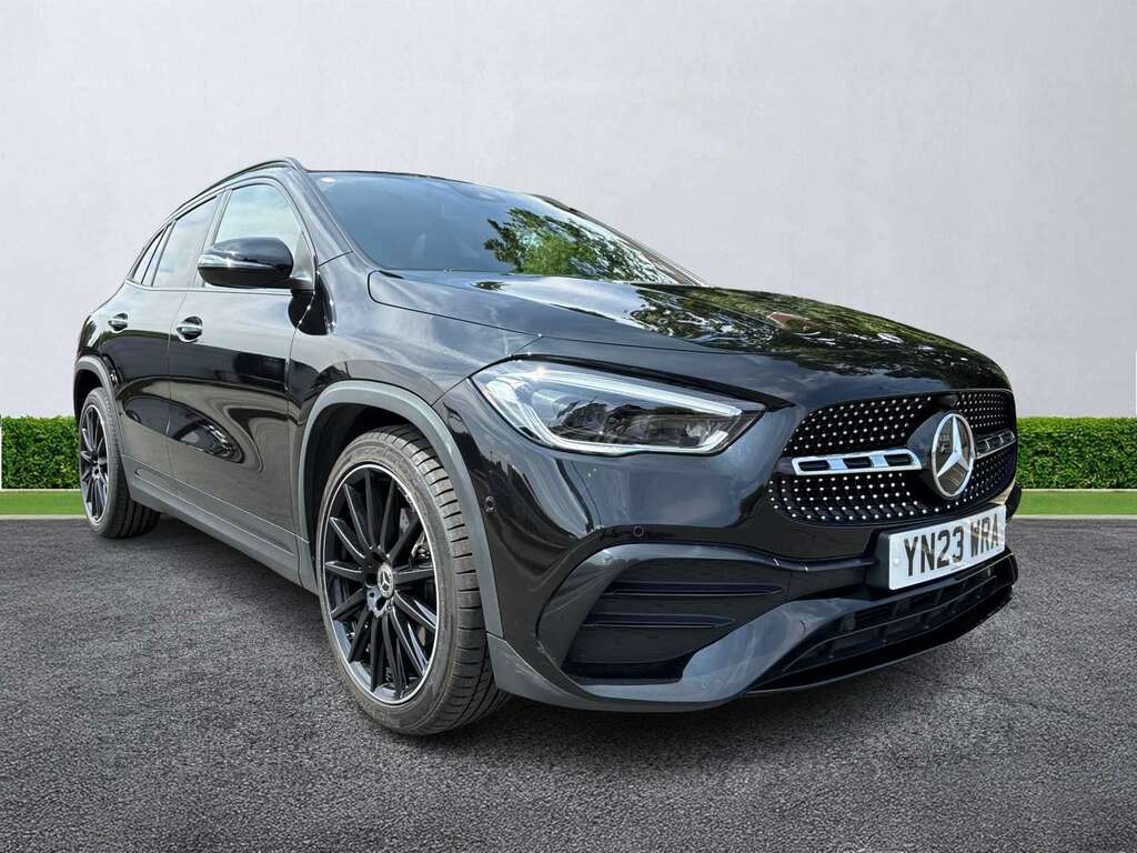 Mercedes-Benz GLA Class Gla 200 Amg Line Premium Plus Night Ed Black