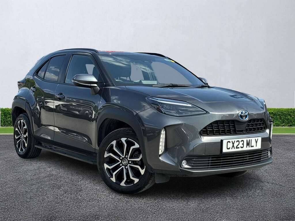 Toyota Yaris Cross 1.5 Hybrid Design Cvt Grey