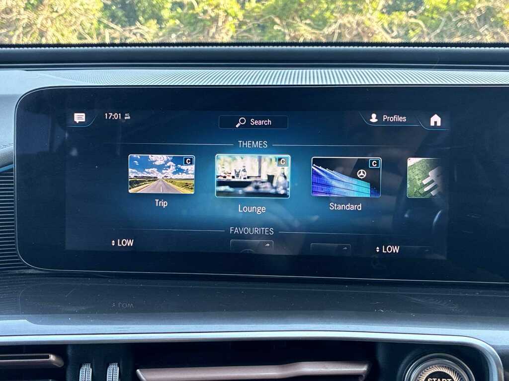 Mercedes-Benz EQC 400 300Kw Amg Line Premium 80Kwh Black #39