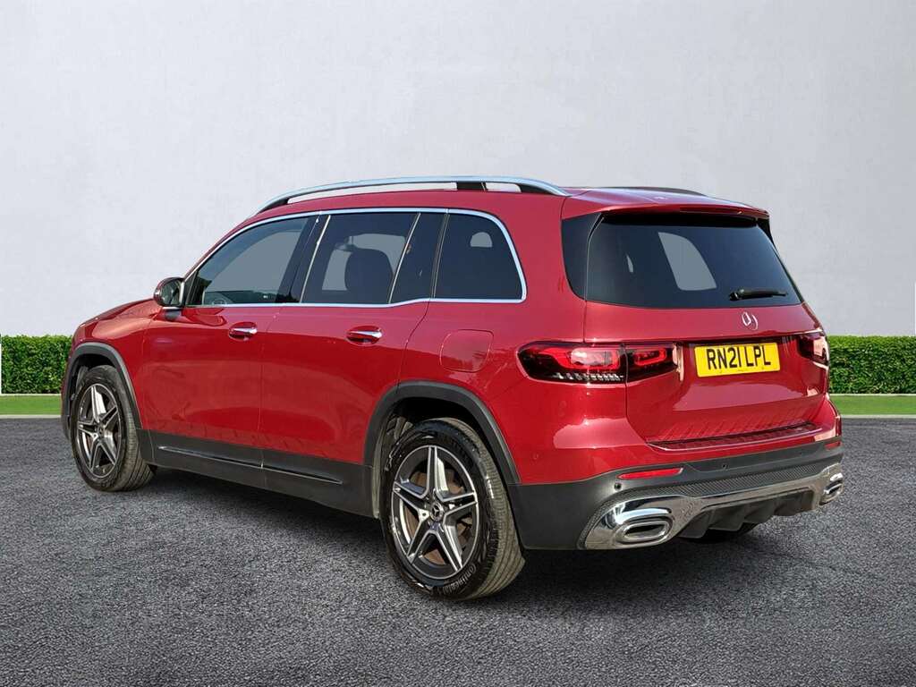 Mercedes-Benz GLB Class Glb 220D 4Matic Amg Line Premium 8G-tronic Red #2