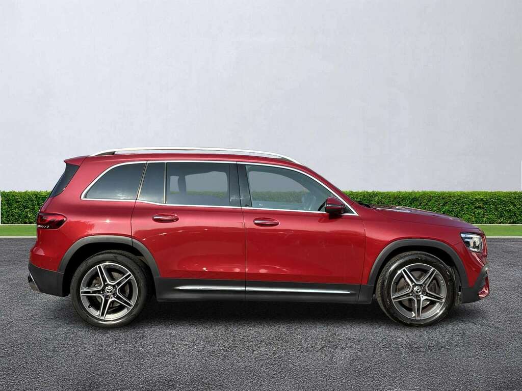 Mercedes-Benz GLB Class Glb 220D 4Matic Amg Line Premium 8G-tronic Red #3