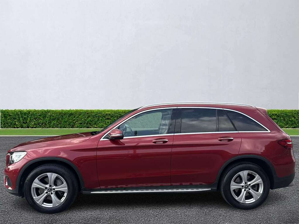Mercedes-Benz GLC Class Glc 250 4Matic Sport Premium Plus 9G-tronic Red #4