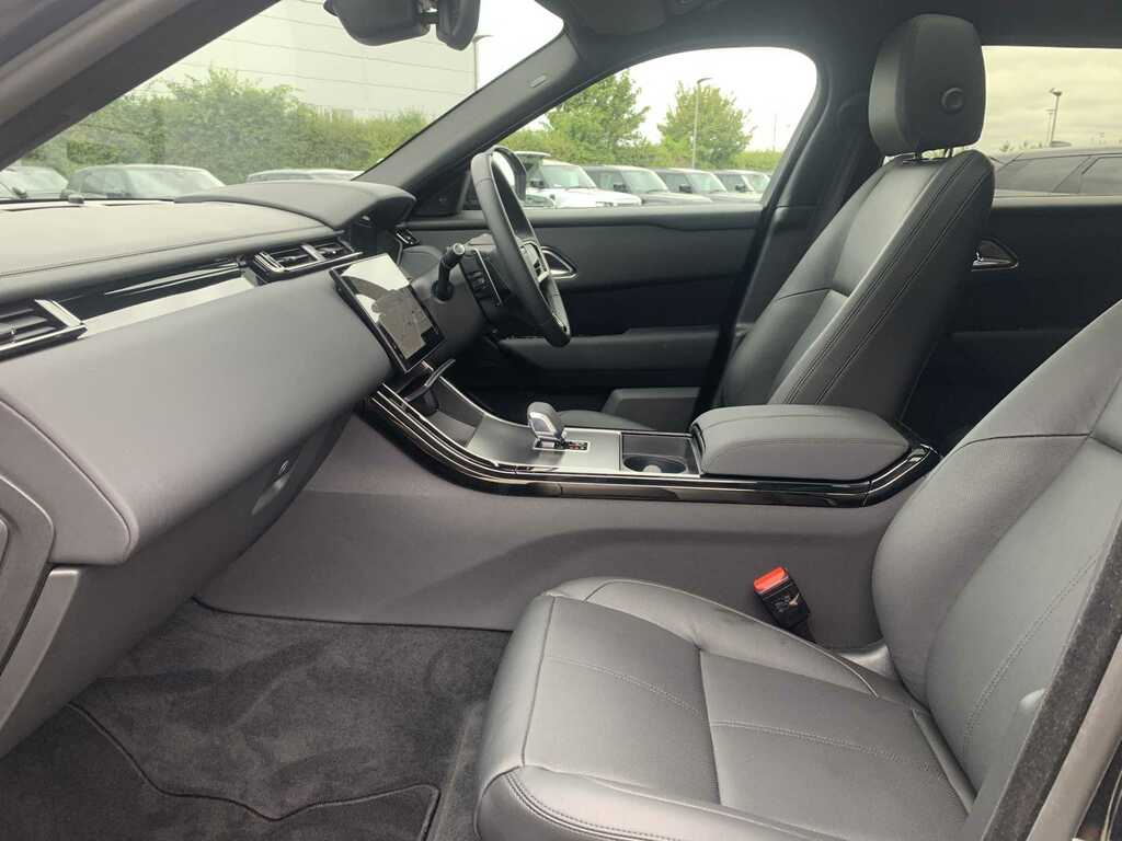 Land Rover Range Rover Velar 2.0 D200 Mhev Dynamic Se AX75JBV Black #3