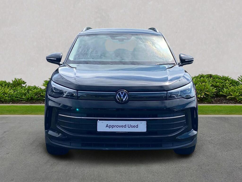 Volkswagen Tiguan 1.5 Etsi Mhev Match Suv Hybrid Dsg Euro GF75OEZ Black #4