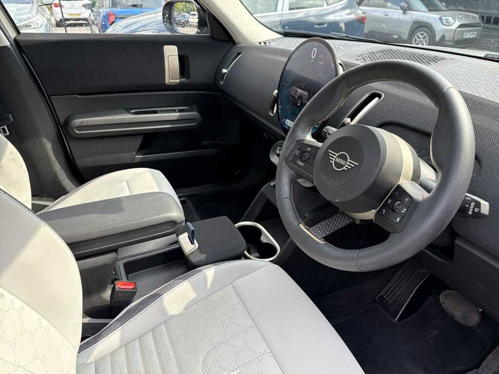 Mini Countryman U25 Mini C SN75LHU Green #20