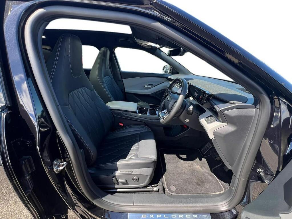 Ford Explorer 210Kw Premium 77Kwh Blue #9