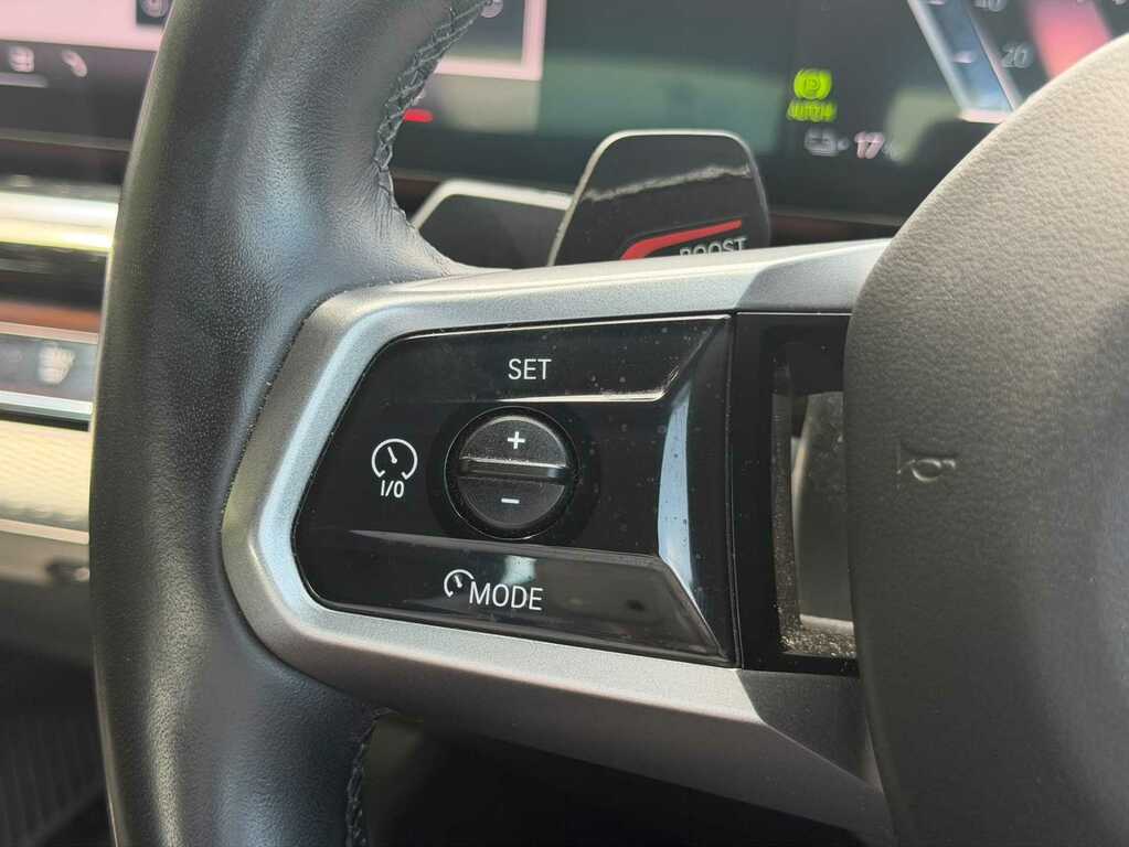 BMW i5 Estate Blue #26