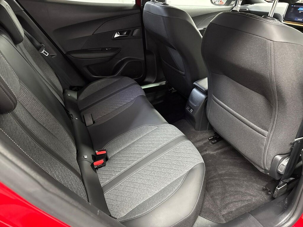 Peugeot 2008 1.2 Puretech Active Blue #16