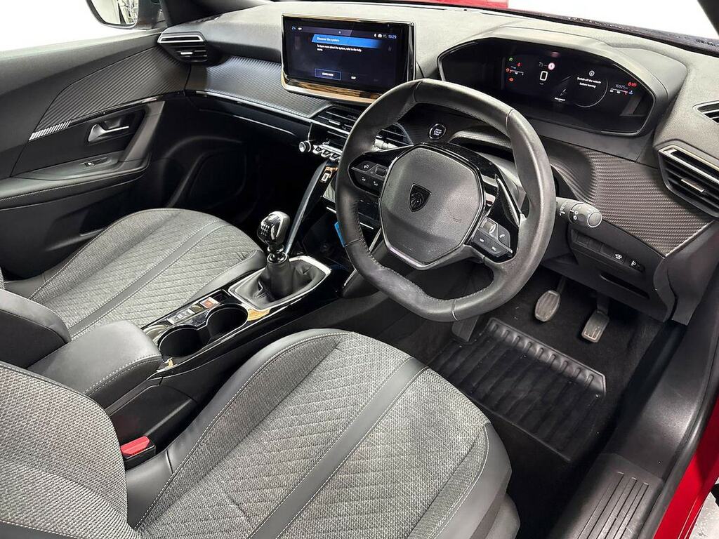 Peugeot 2008 1.2 Puretech Active Blue #15