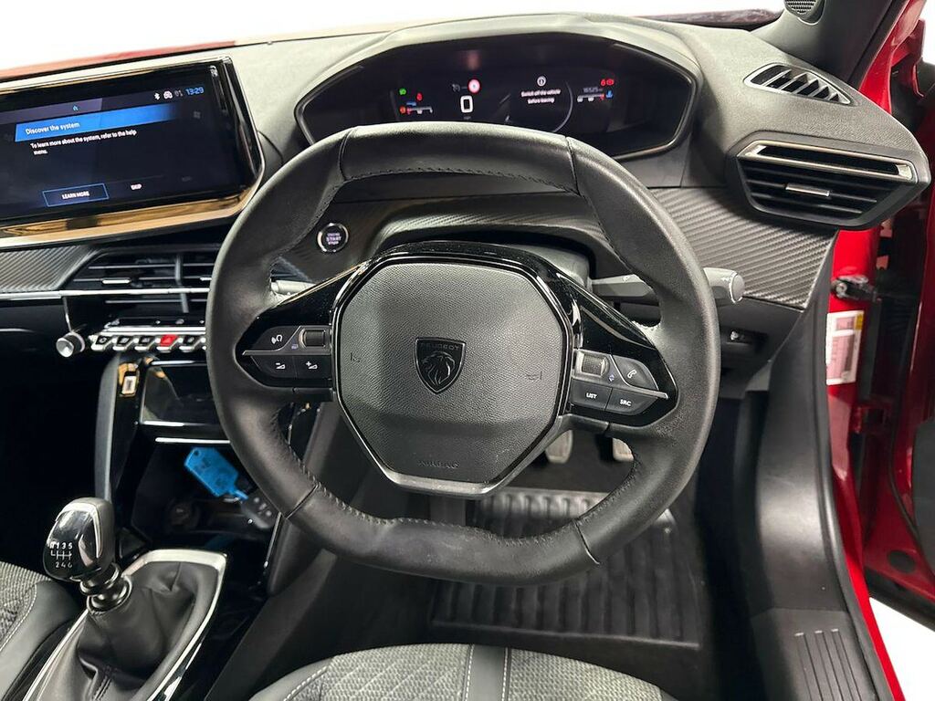 Peugeot 2008 1.2 Puretech Active Blue #9