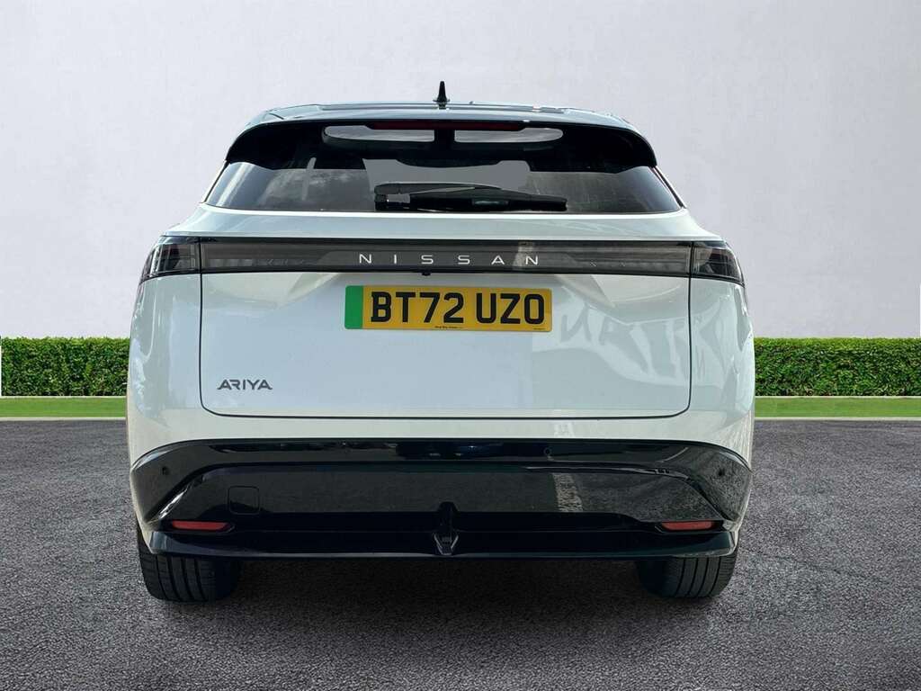 Nissan Ariya 178Kw Evolve 87Kwh 22Kwch White #4