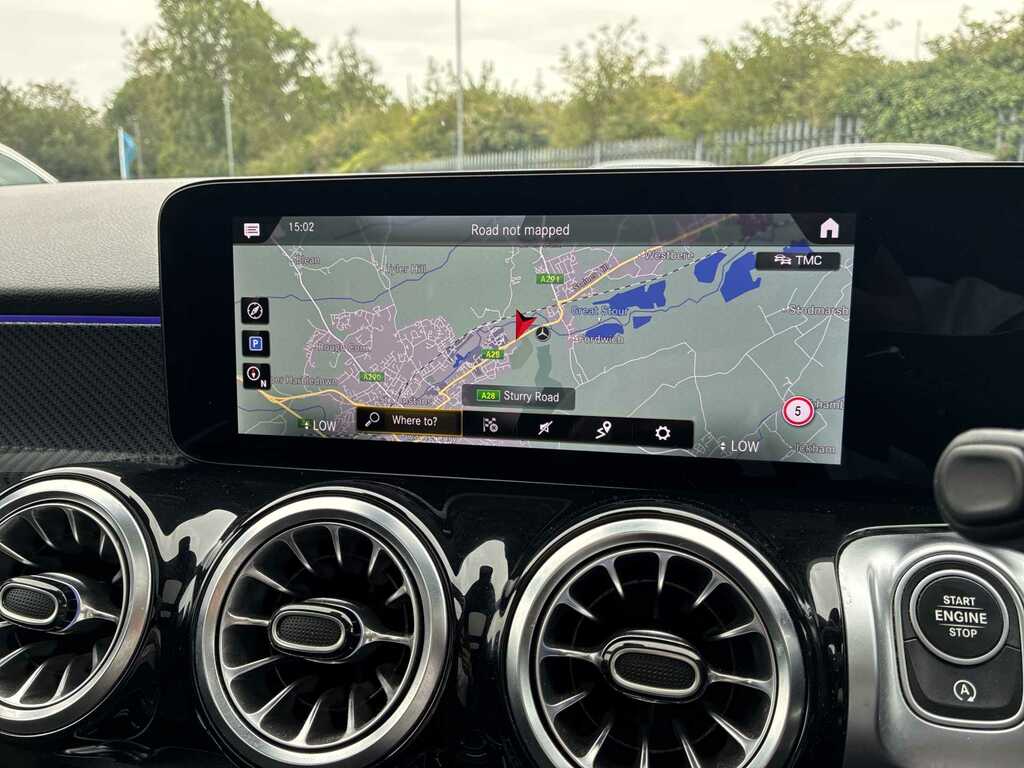 Mercedes-Benz GLB Class Suv Grey #25