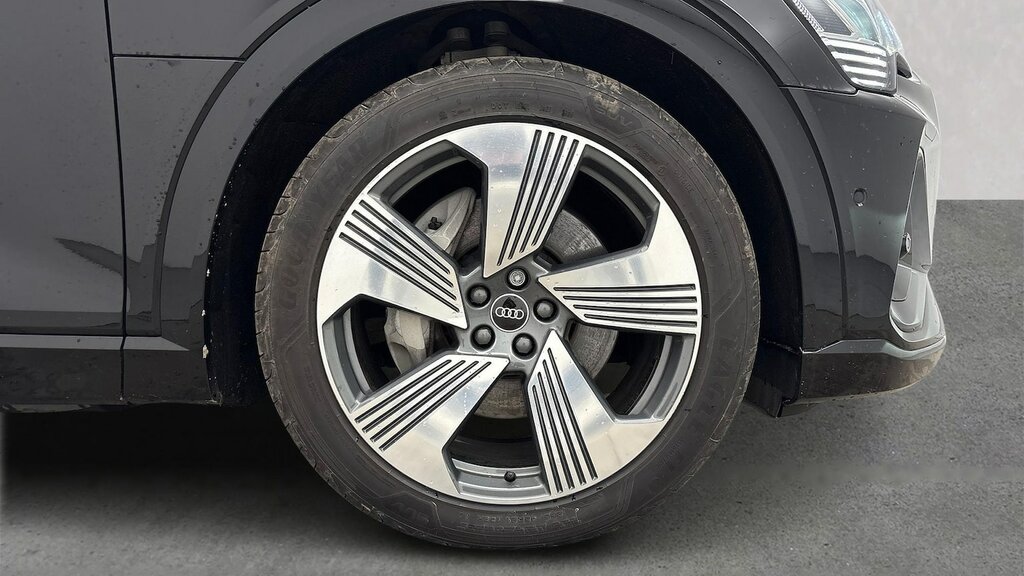 Audi E-tron 50 S Line Sportback Quattro 71.2 Black #6