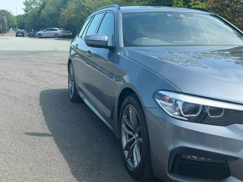 BMW 5 Series 2L Se Black #11