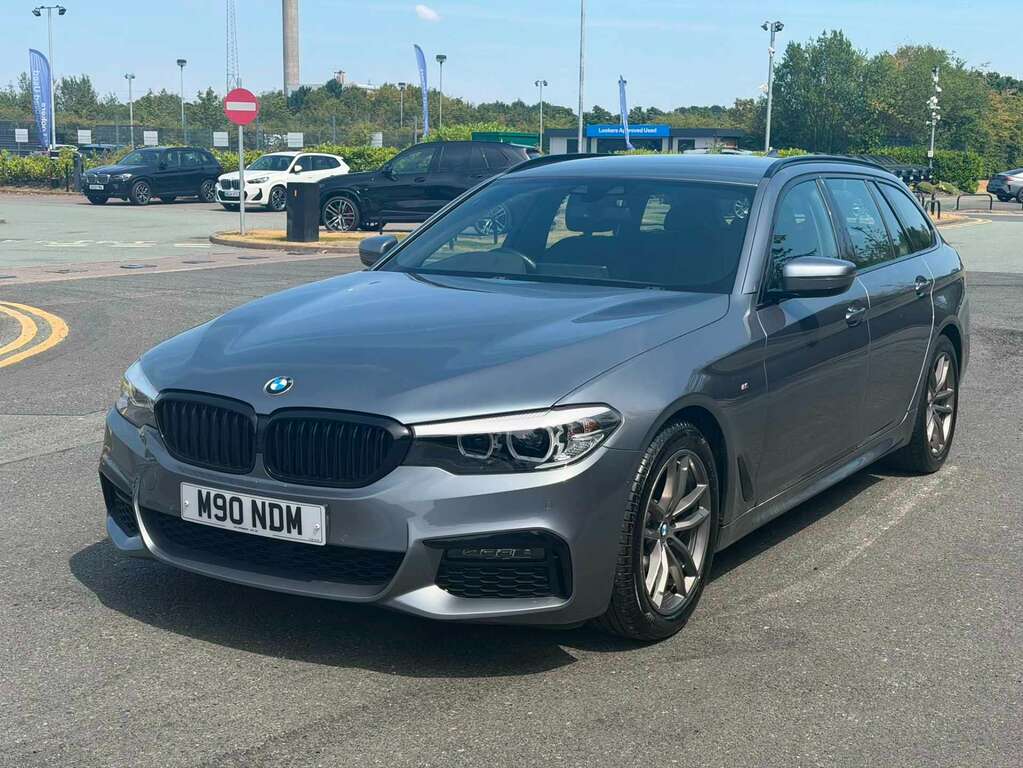 BMW 5 Series 520D Xdrive M Sport Blue #3