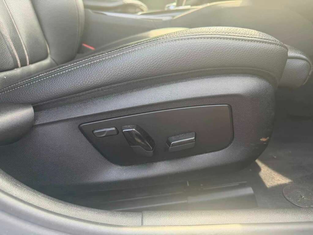 BMW 5 Series 2L Se Black #19