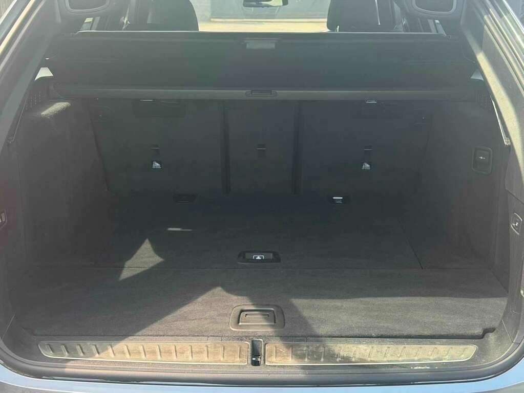 BMW 5 Series 2L Se Black #14