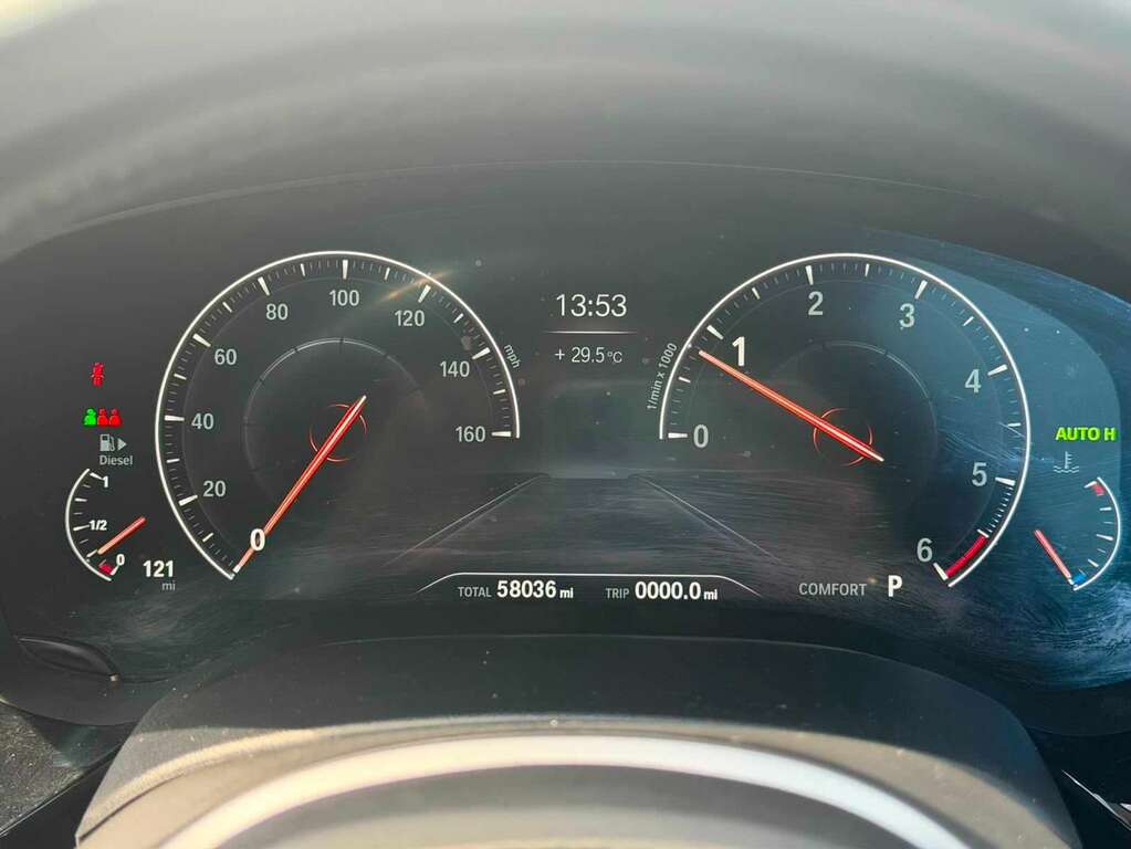 BMW 5 Series 2L Se Black #21