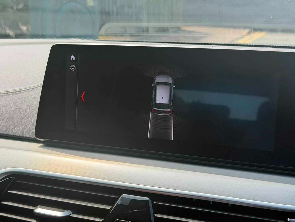 BMW 5 Series 2L Se Black #24