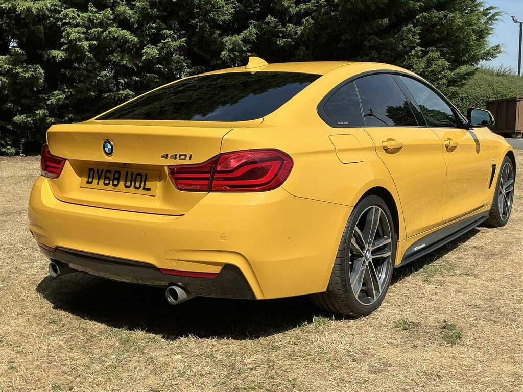 BMW 4 Series Coupe White #18
