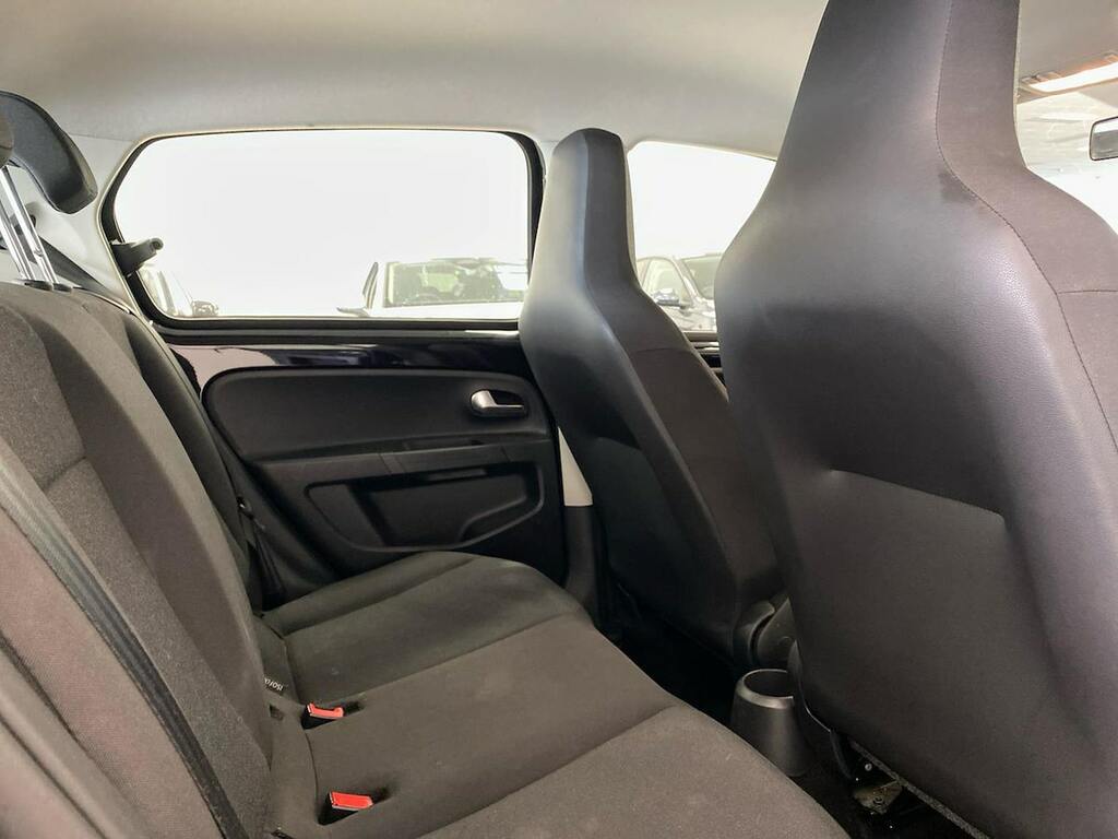 Volkswagen Up 1.0 Move Up Red #36