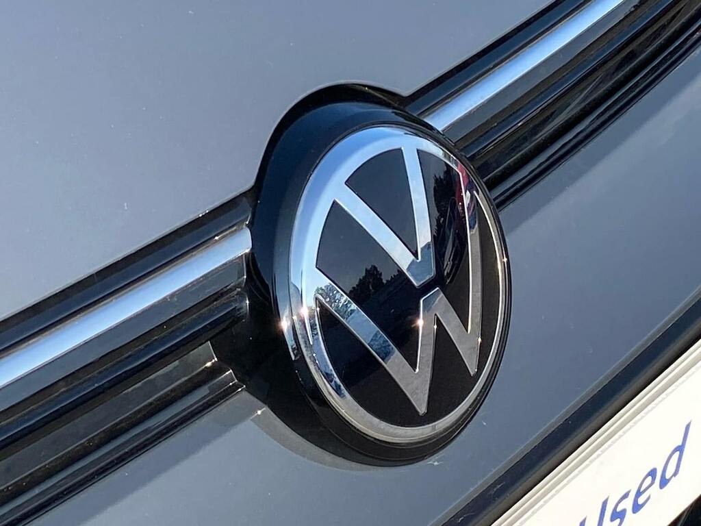 Volkswagen Golf R Black Edition White #20