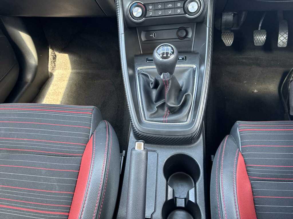 MG ZS Zs Exclusive T Red #12