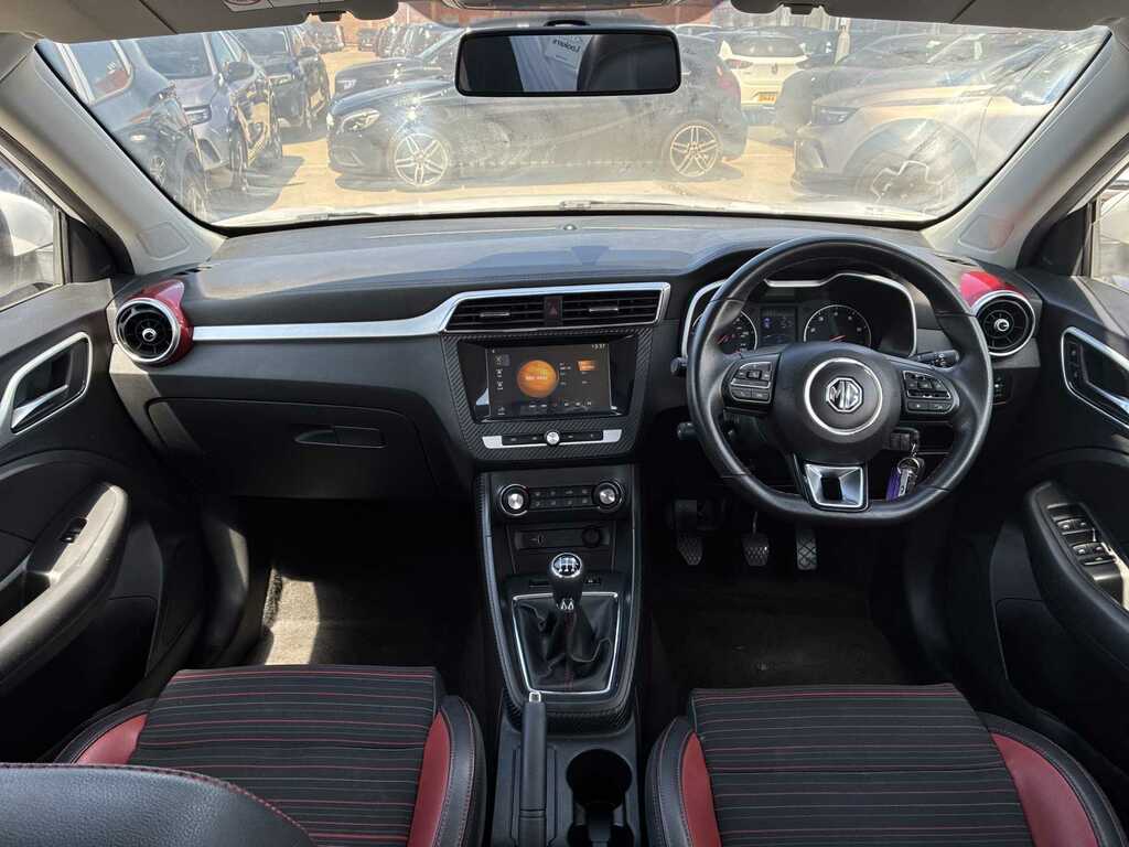 MG ZS Zs Exclusive T Red #8