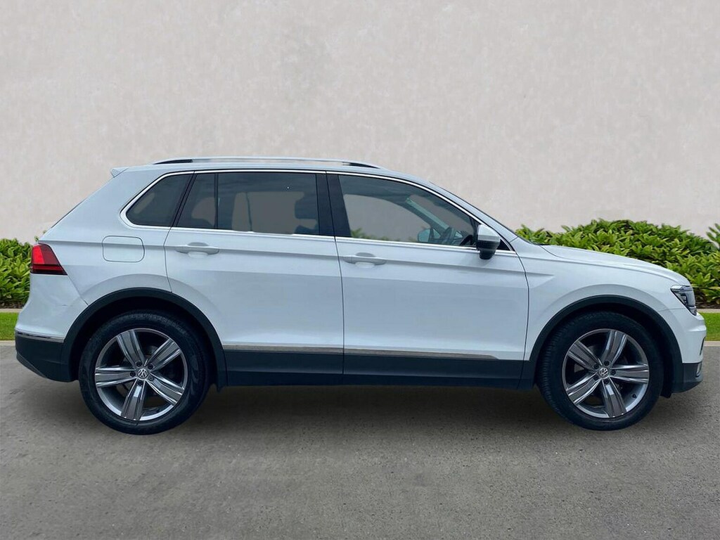 Volkswagen Tiguan 2.0 Tdi Sel Suv Dsg Euro 6 Ss 150 P White #3