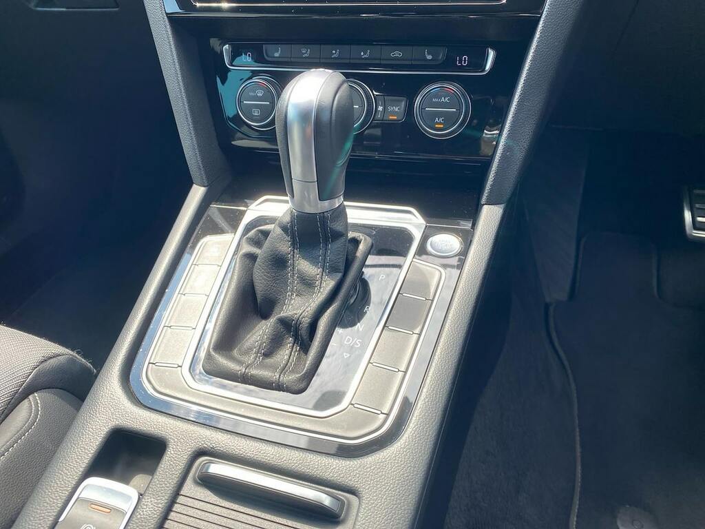 Volkswagen Passat 2017 67 Se Black #13