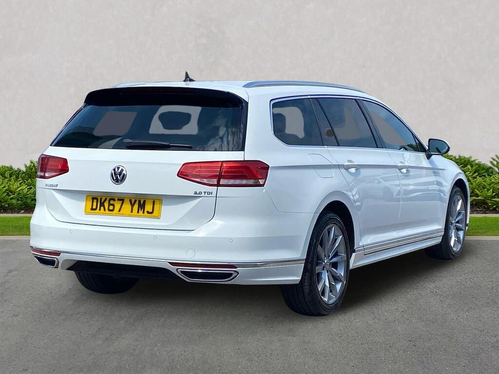 Volkswagen Passat 2017 67 Se Black #18