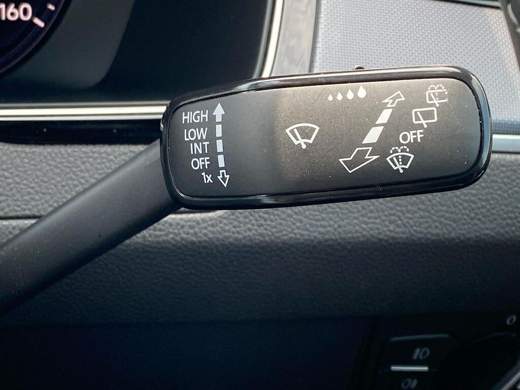 Volkswagen Passat 2017 67 Se Black #28
