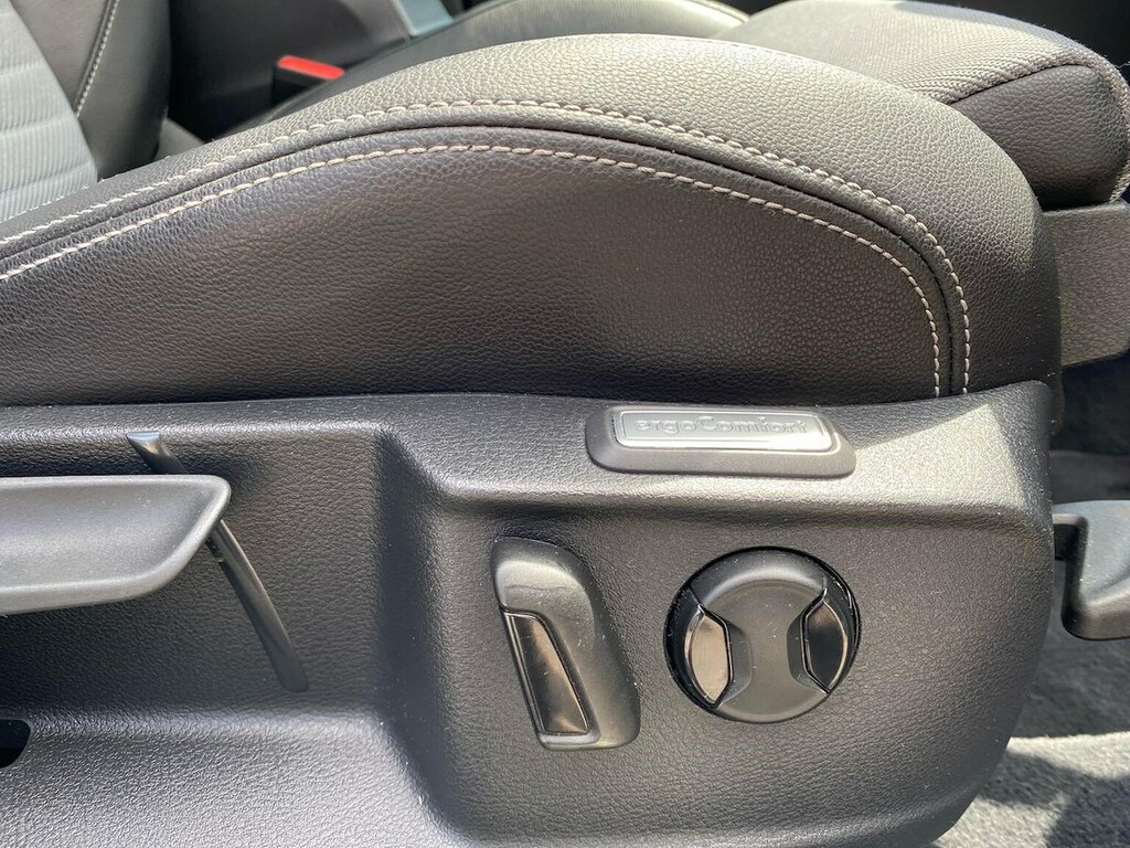 Volkswagen Passat 2017 67 Se Black #30