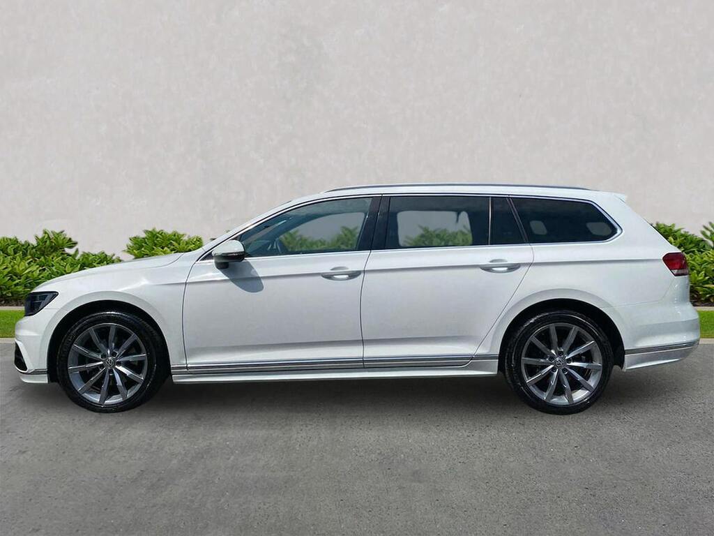 Volkswagen Passat 2017 67 Se Black #19