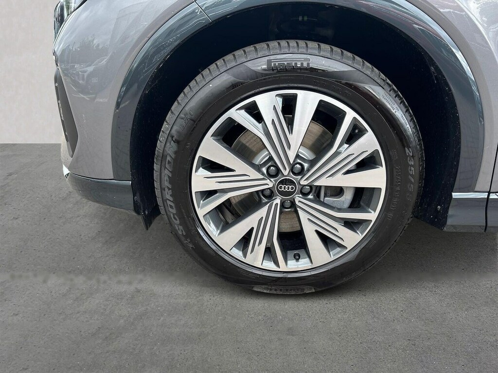 Audi Q4 E Tron 45 Sport Suv 82Kwh 286 Ps Grey #6