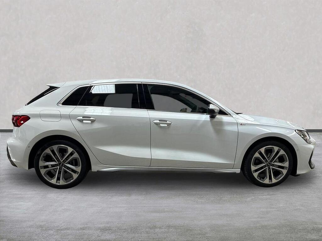 Audi A3 1.5 Tfsi S Line Sportback S Tronic Euro White #3
