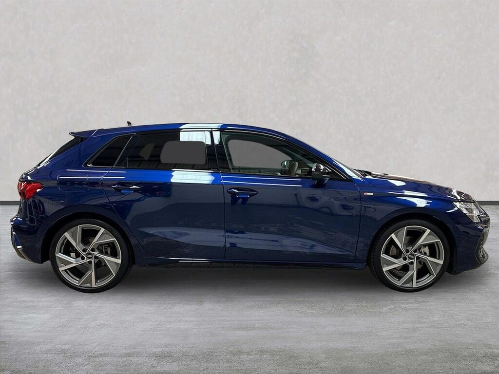 Audi A3 1.5 Tfsi Black Edition Sportback S Tron DK75WWN Blue #3