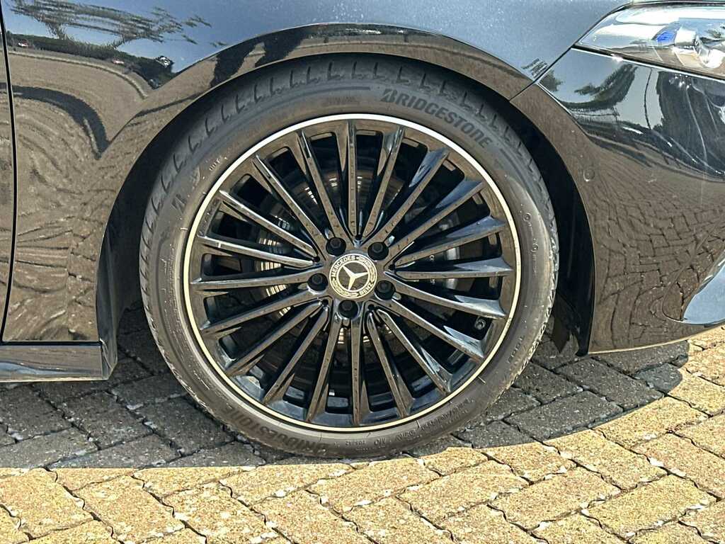 Mercedes-Benz A Class A180 Amg Line Premium Plus KM25XLH Black #6
