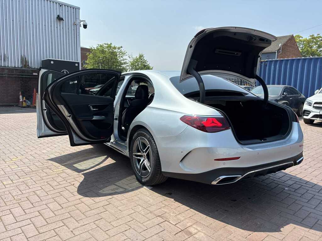 Mercedes-Benz E Class E200 Amg Line Premium Plus 9G-tronic White #38