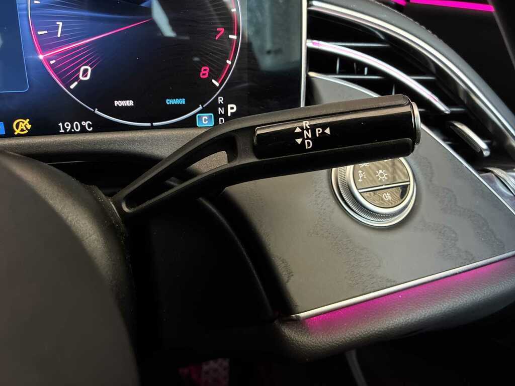 Mercedes-Benz E Class E200 Amg Line Premium Plus 9G-tronic White #28