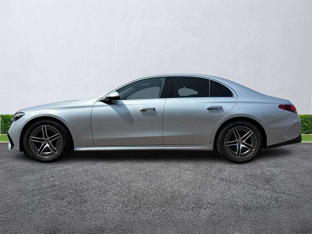 Mercedes-Benz E Class E200 Amg Line Premium Plus 9G-tronic White #19